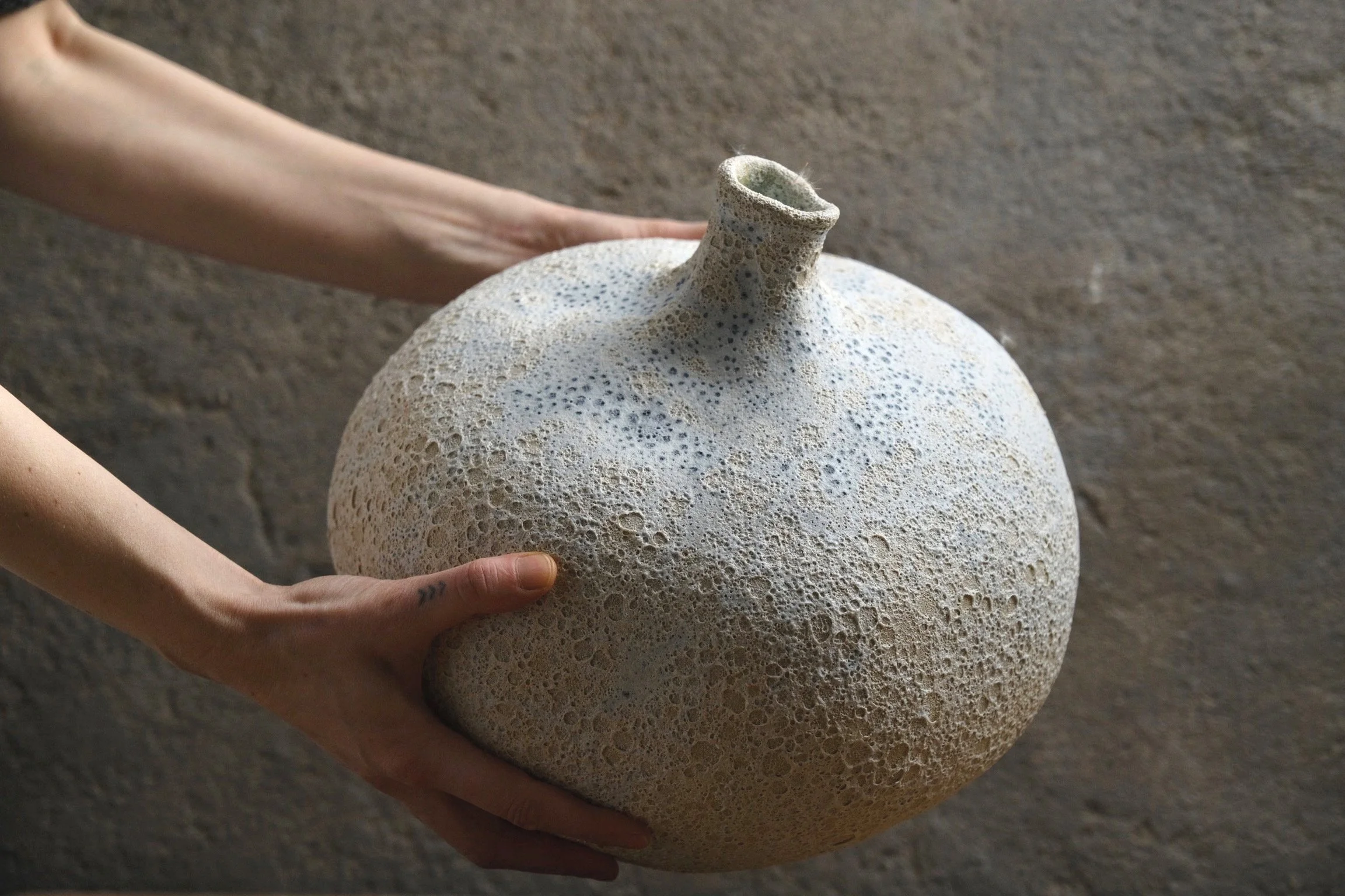 Wabi-sabi Rock moon vase — Laima Ceramics